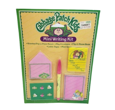 MINI KIT DE ESCRITURA VINTAGE 1984 REPOLLO PARCHE NIÑOS LÁPIZ PERFUMADO PAPEL SELLOS NOS Foto 1 de 4