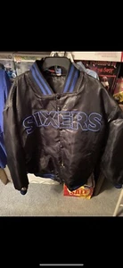 NBA Majestic Hardwood Black Blue Rare Philadelphia Sixers Button Jacket Mens XL - Bild 1 von 3