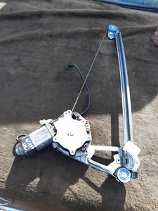 elektrischer Fensterheber hinten links Mercedes-Benz W124 W 124 Limousine/T-Mod - Bild 1 von 6