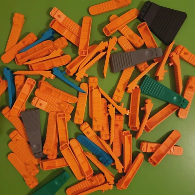 Separador de ladrillos LEGO, estilos surtidos que elijas: naranja verde gris turquesa ancho Foto 1 de 4