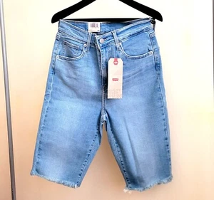 DAMEN LEVI’S JEANSSHORTS, AUSGEFRANSTER HAM, HELLE WASCHUNG, GRÖSSE 2, TAILLE 26 NEU MIT ETIKETT - Bild 1 von 9
