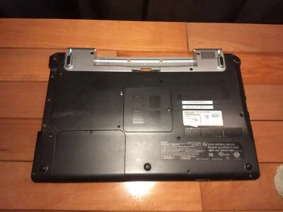 Sony Vaio PCG-3B2L - Estuche inferior OEM - Usado Foto 1 de 4