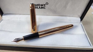 Casual Montblanc Starwalker Rose Gold Fountain Pen - Medium Nib Golden Trims - Picture 1 of 3