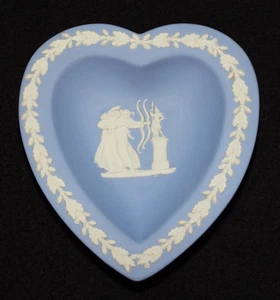 Vintage Wedgwood blau Jasperware herzförmige Schmuckschale - Bild 1 von 7