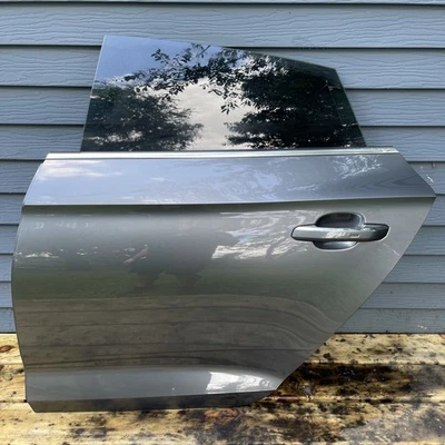 OEM 2018-2024 AUDI S5 A5 SPORTBACK puerta trasera izquierda gris # LX6R Foto 1 de 4