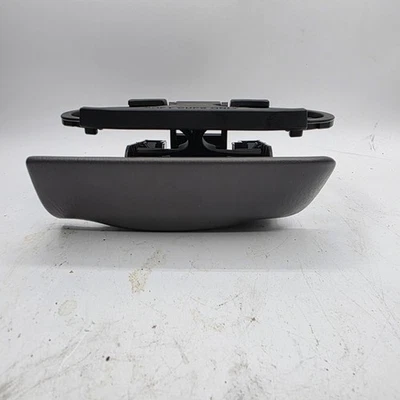 2000 - 2006 年丰田苔原红杉棕色滑出杯架前仪表板 SR5 原始设备制造商 — 第 1/4 张图片