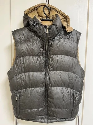 Chaleco de plumón deportivo reversible Zegna gris carbón/dorado champán Foto 1 de 4