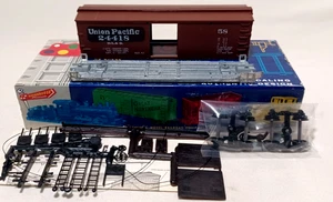 HO SCALE ROUNDHOUSE 3101 UNION PACIFIC 36' Old Timer Box Car #24418 New Kit !! - Picture 1 of 5