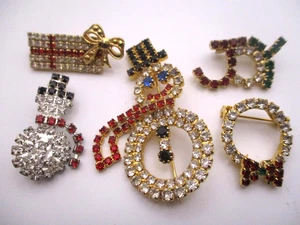 Lote de 5 broches broche broche corona alegría muñeco de nieve vacaciones Navidad diamantes de imitación CH20 - Imagen 1 de 11