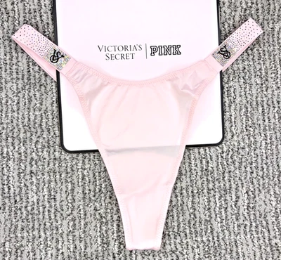 Victoria's Secret Muy Sexy Nuevo Con Etiquetas Pequeño Rosa Disperso Brillo Correa Tanga Panty Bling Foto 1 de 4