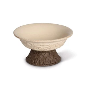 Detailed Embossed Cream Ceramic 9.5-Inch Dia. Bowl With Beautiful Acanthus Le... - Picture 1 of 5