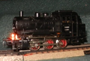 Güterzug: Tenderlok, Güterzug, Anlage mit Weichen - Bild 1 von 5