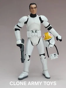 Star Wars Clone Trooper Pilot Legacy Geonosis Assault Republic Gunship 3.75 - Picture 1 of 2