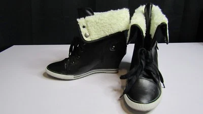 Pazzle Women's Sporty Faux Leather Fur Wedge Sneaker Size 11 - Image 1 of 4