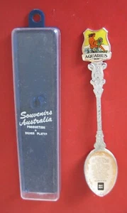 1 x COLLECTABLE HOROSCOPE SPOON - AQUARIUS SIGN - Picture 1 of 3