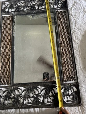 Espelho de metal esculpido elefantes design palmeira marrom - Imagem 1 de 4