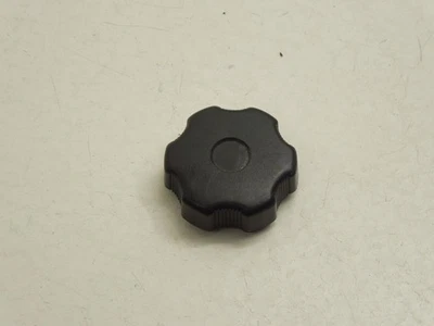 Audi 100 44 C3 Fuse Box Cover Screw Knob Black 441863526C - Image 1 of 4