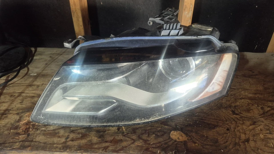 AUDI A4 S4 HEADLIGHT LEFT DRIVER 2009 2010 2011 2012 XENON 8K0941003R - Image 1 of 4