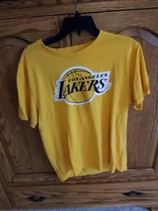 47 Marca Para Hombre Los Angeles Lakers Logo Grande Manga Corta Camiseta Galley Dorado - Imagen 1 de 1