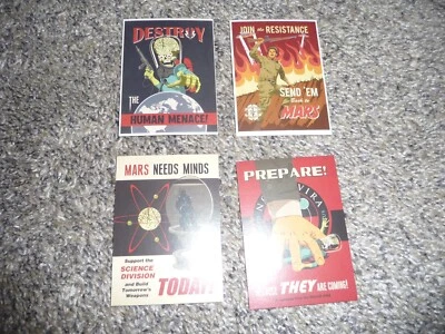 2013 Topps Mars Attacks Invasion Unisciti alla caccia Set di 4 carte! - Immagine 1 di 2
