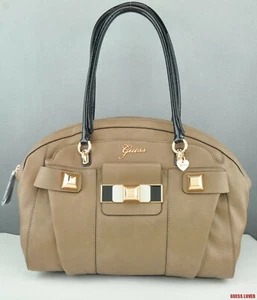 Guess Damen Handtasche SCHNELLER VERSAND! Schulranzen Tragetasche Neu Tasche Camel Multi Isia Authen - Bild 1 von 7
