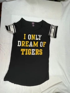 Victorias Secret PINK Collection Womens I Only Dream of Tigers Black Shirt Small - Picture 1 of 5