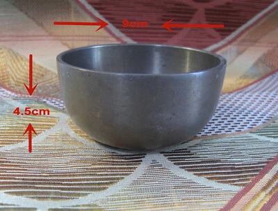 Orig.Used.Japanese Buddhist Bell .Singing Bowl.Copper Buddhist Bell .166g 9cm - Image 1 of 4