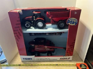 Juego de recolección Tomy Case International 1/32. Tractor 380, cosechadora 8230. - Imagen 1 de 7