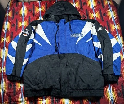 Chaqueta acolchada Orlando Magic Apex One azul retro talla XL deportiva vintage años 90 NBA Foto 1 de 4