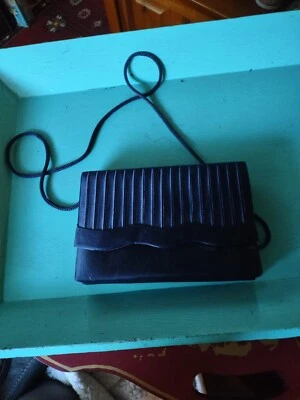 Cartera clutch pequeña de noche AZUL de Sasha New York Foto 1 de 4