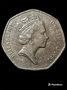 1997 Queen Elizabeth II D.G.REG.F.D. RARE 50 Fifty Pence UK Coin Collectors Item - Picture 1 of 2