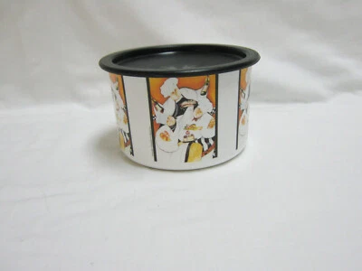 TUPPERWARE #2707A  3 CUP FAT CHEF SMALL 1 TOUCH LID CANISTER - Image 1 of 4