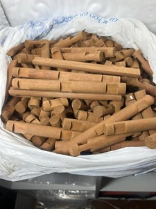 Lincoln Logs 4red roof pieces,4 yellow windows and 1 blue door - Picture 1 of 13