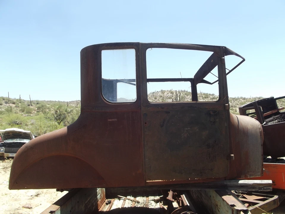 ANTIQUE FORD MODEL T COUPE BODY 1926 1927 a vintage ARIZONA - Image 1 of 4