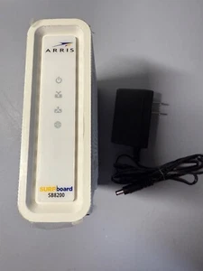 ARRIS Surfboard SB8200 Cable Modem - DOCSIS 3.1 - Hardware Rev. 7 Refurbished - Afbeelding 1 van 4