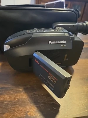 Panasonic Palmcorder Model PV-L579D With Bag Bundle Used Untest - Image 1 of 4