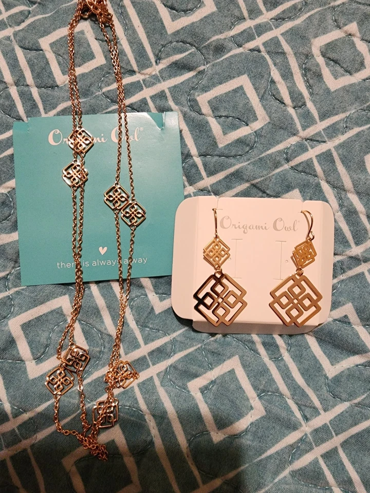 Juego de llaves griegas Origami Owl exclusivo ORO ROSA Foto 1 de 1