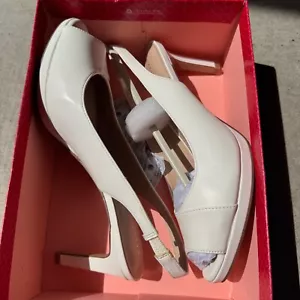 NIB Kelly & Katie White Slingback Heels Platform Peep Toe Dress Shoes 8.5M - Picture 1 of 5