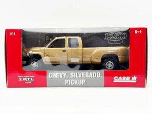 1/18 Case IH Chevy Silverado Pickup Dually - Picture 1 of 3