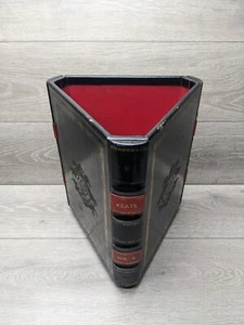 Vintage Embossed Painted Gilded Leather Triangular "Book" Wastebasket Bin - Imagen 1 de 23