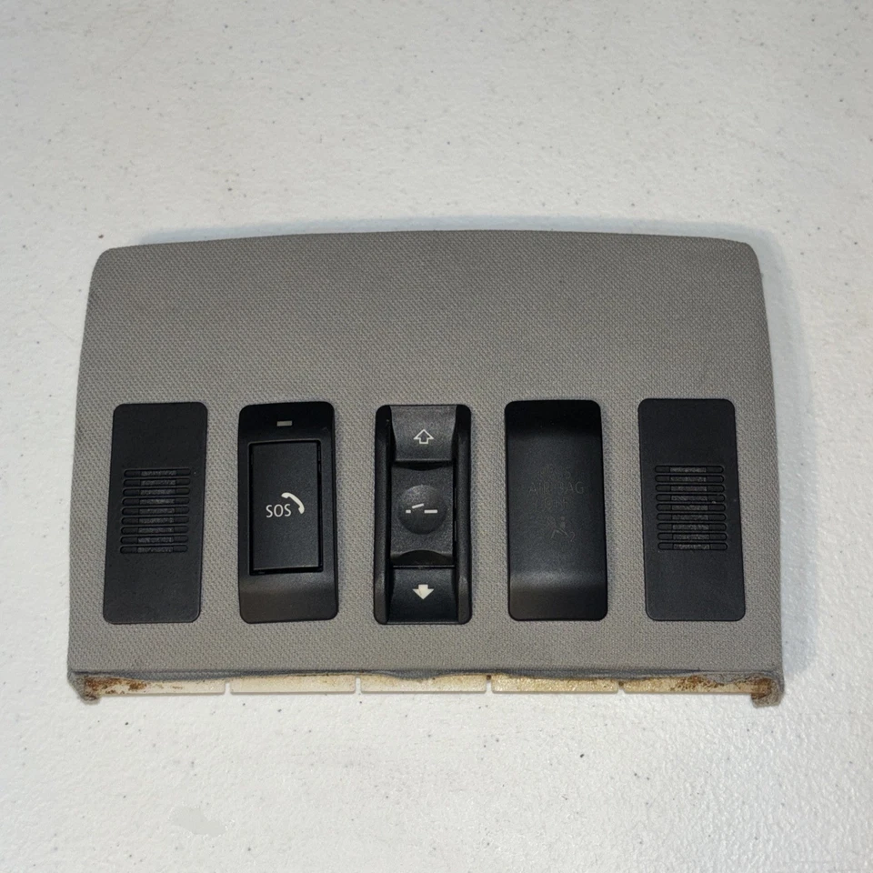 Panel de interruptores de techo de control de techo corredizo delantero BMW 525xi E60 2006-2010 Foto 1 de 2