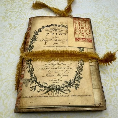 Soporte para folio y efímero diario chatarra hecho a mano - impresión de collage hecho a mano  Foto 1 de 4