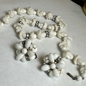 Silver Toned W.Germany Art Deco White Milk Glass 15 Inch Necklace And Earrings - Picture 1 of 16
