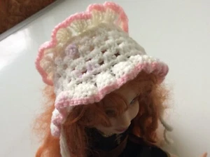 GIRLS Baby Newborn Crochet Had Handmade NEW. - Picture 1 of 8