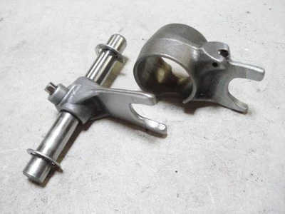 TRANSMISIÓN YAMAHA GTMX 80 "1977" - ¡HORQUILLAS DE CAMBIO Y EJE! Foto 1 de 4