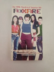 Foxfire VHS 1996 Angelina Jolie - Picture 1 of 3