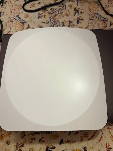 Trane TCONT824AS52DAA XL824 Easy Use Smart Touch Screen Thermostat - Image 1 of 3