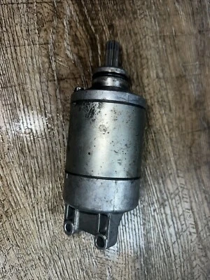 2001-2005 SUZUKI GSXR600 GSXR750 STARTER OEM STARTING MOTOR WORKS 2002 2003 2004 - Image 1 of 3