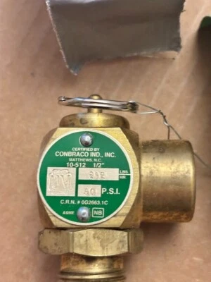 Conbraco Safety Relief Valve 1/2" Male x 1/2" Female 30 psi Part# 10-512-05 - Image 1 of 3