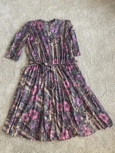 VTG Lane Bryant Green Patterned Polyester Dress B4 - Picture 1 of 5